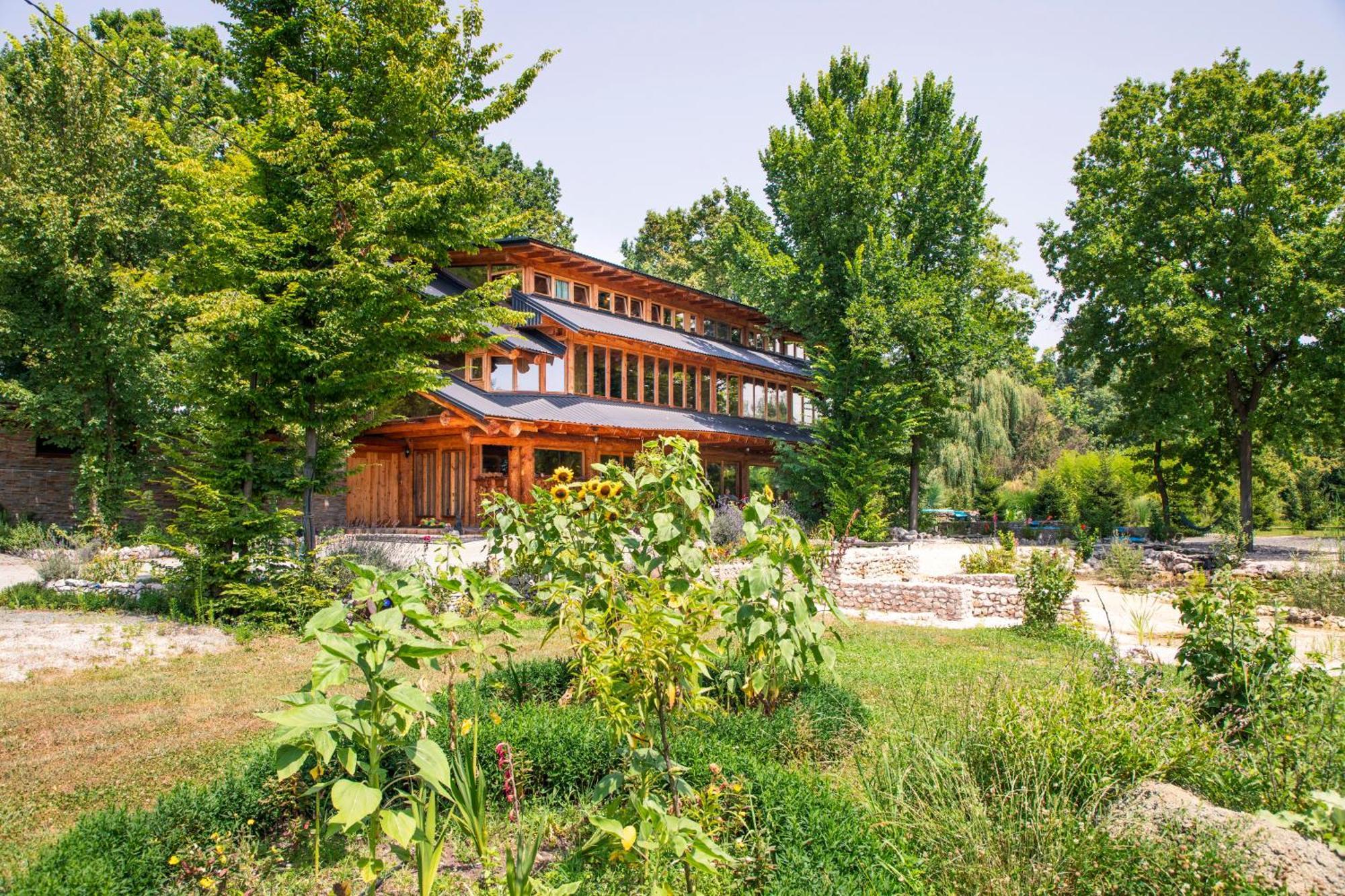 Guest House Mala Prica Zivinice Exterior foto